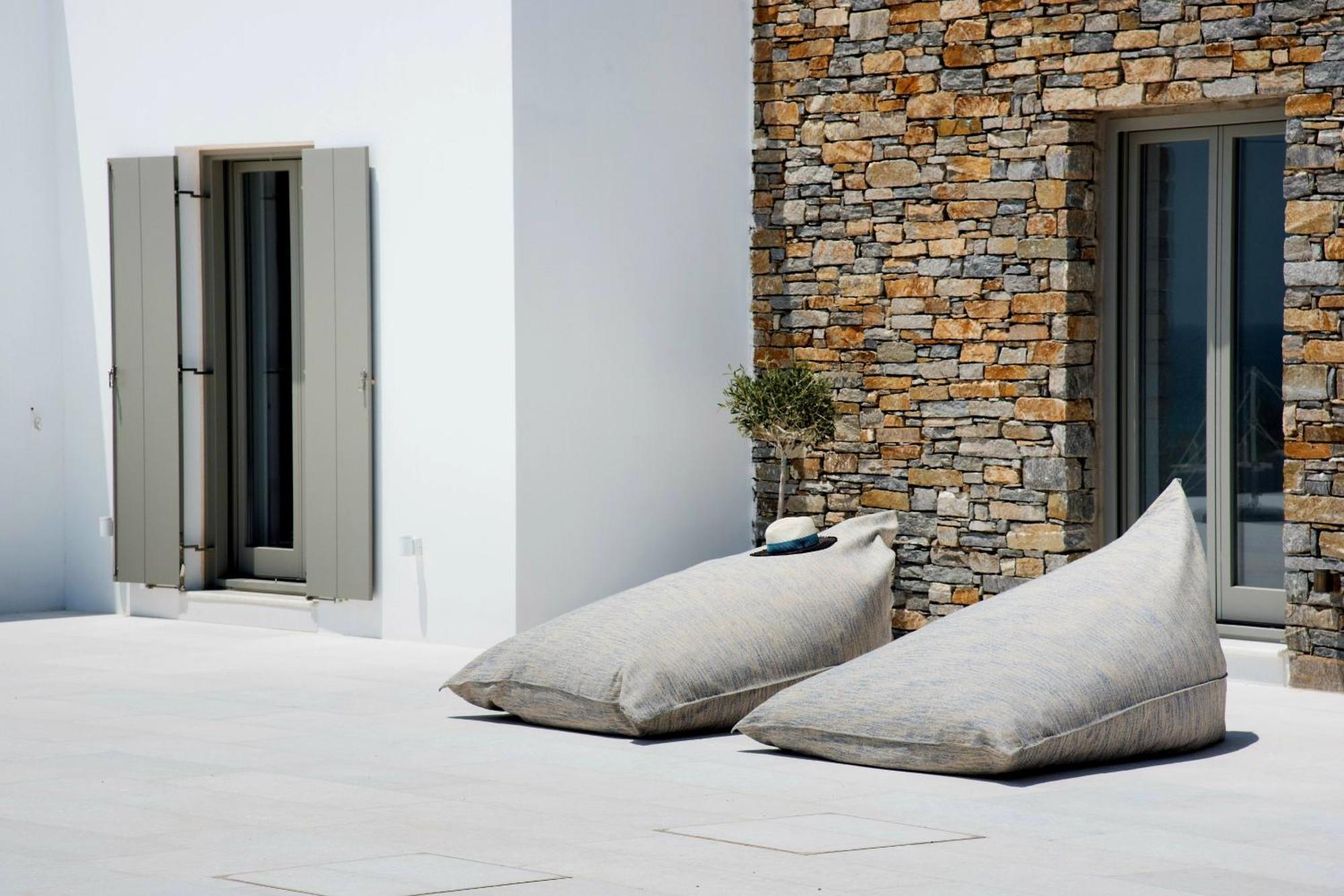 Golden Bay Luxury Villas And Suites Chrisi Akti  Exterior photo